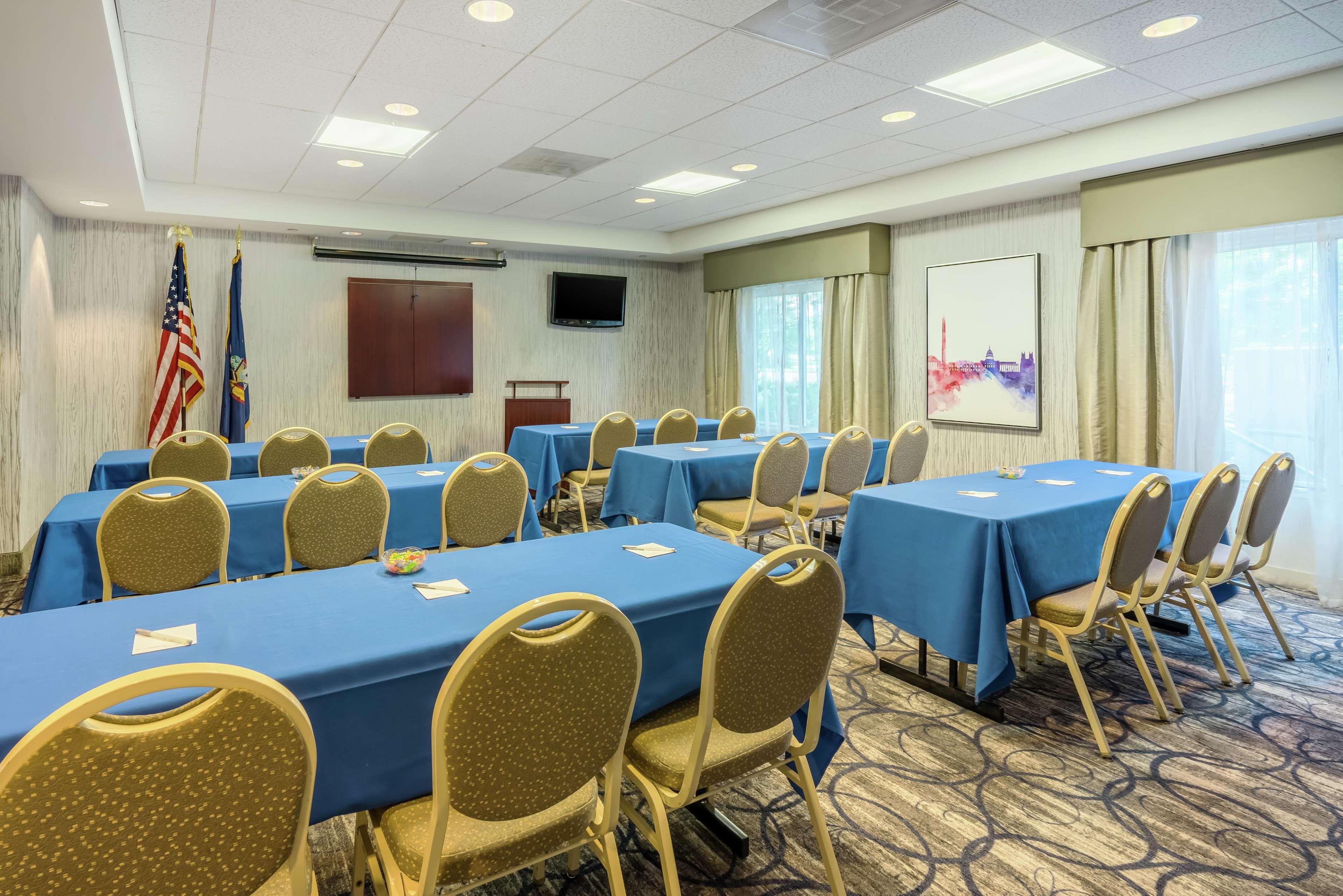 Hampton Inn Клифтън Парк Екстериор снимка
