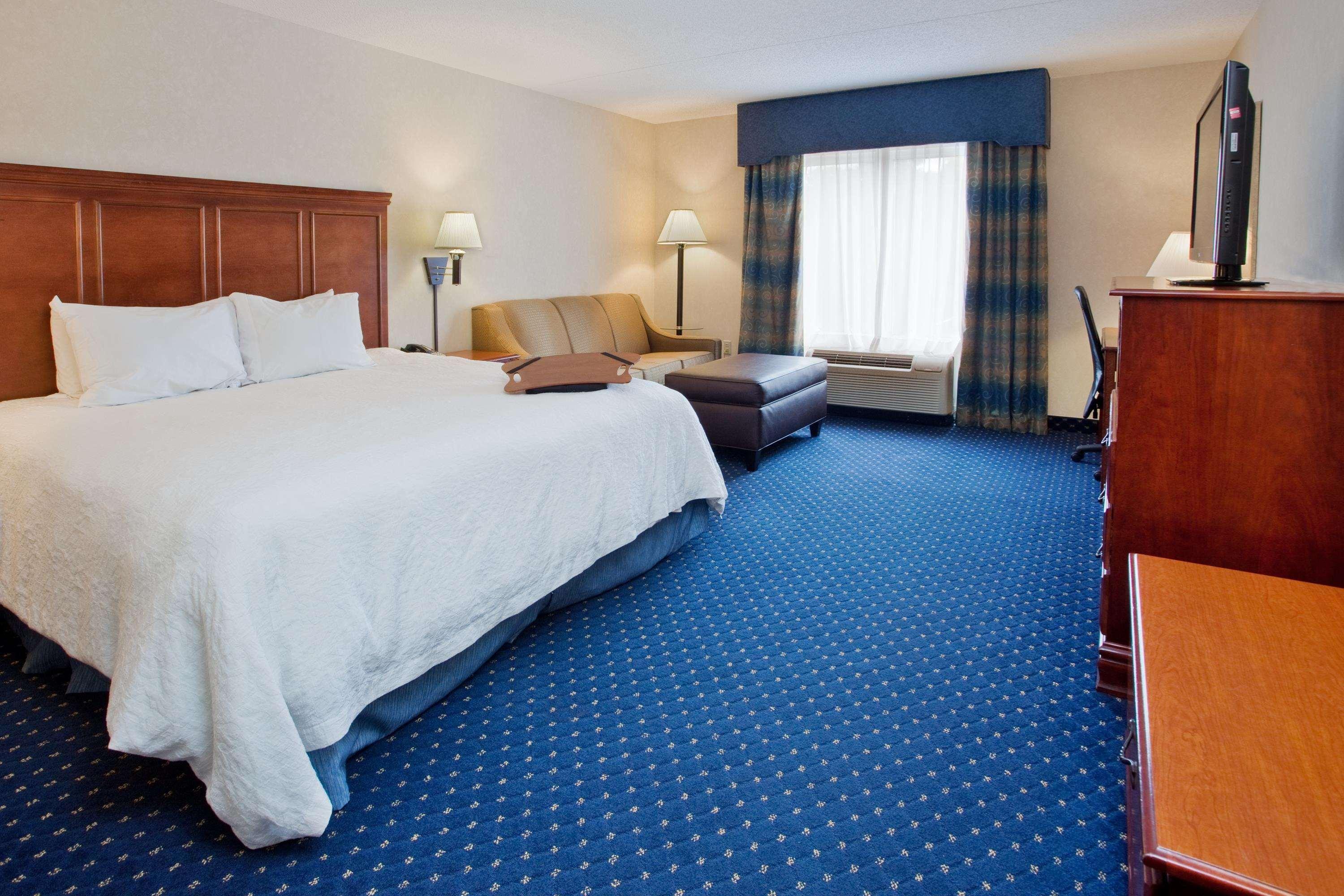 Hampton Inn Клифтън Парк Екстериор снимка