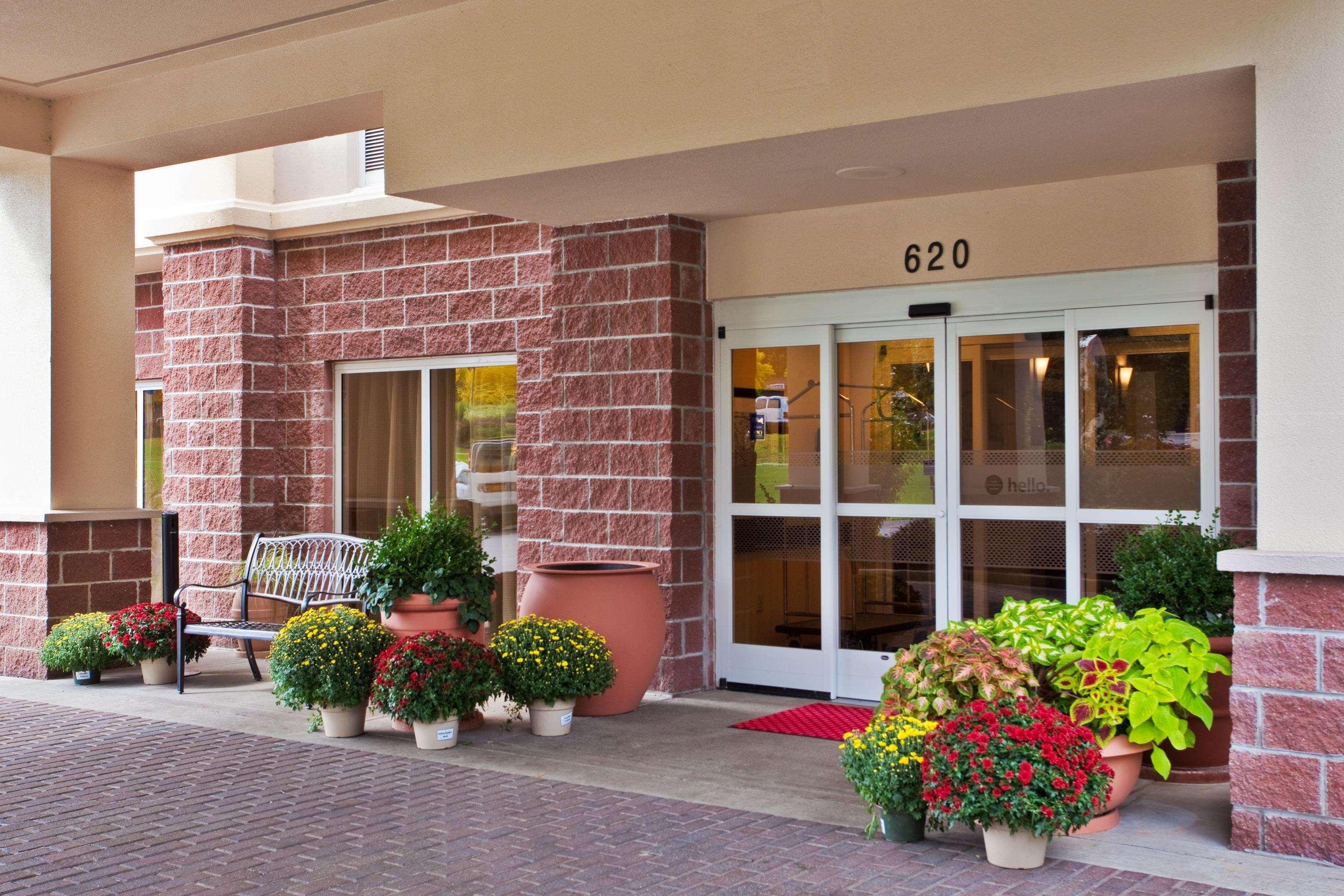 Hampton Inn Клифтън Парк Екстериор снимка