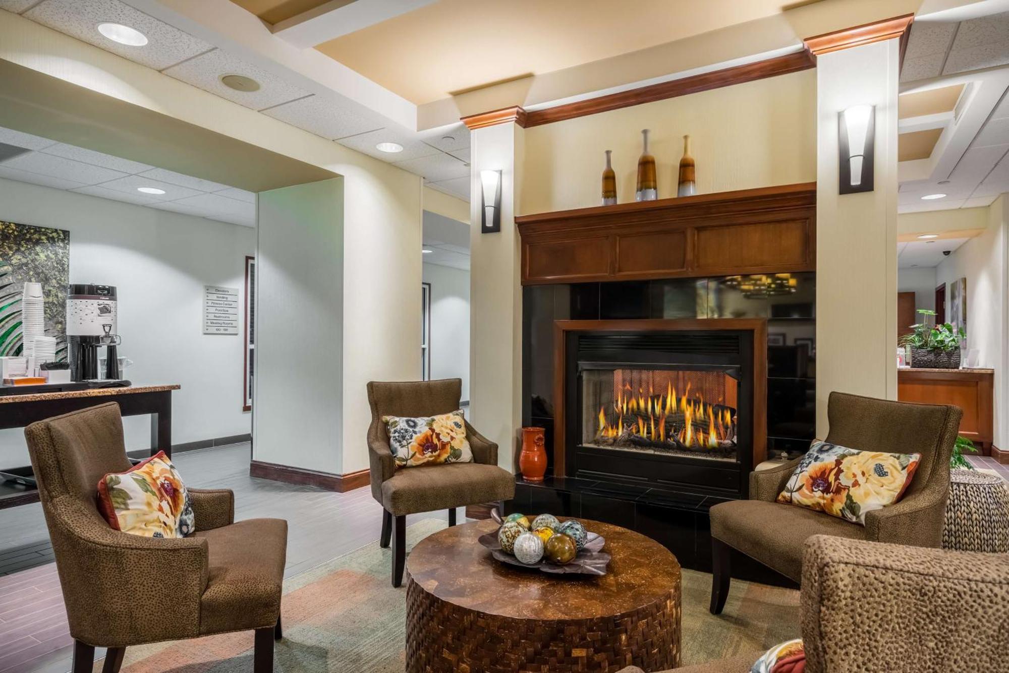 Hampton Inn Клифтън Парк Екстериор снимка